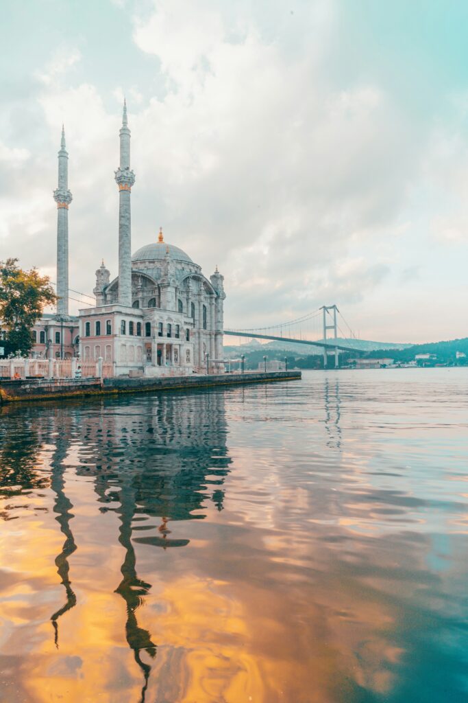 MOSQUEE SUR L'EAU ISTANBUL